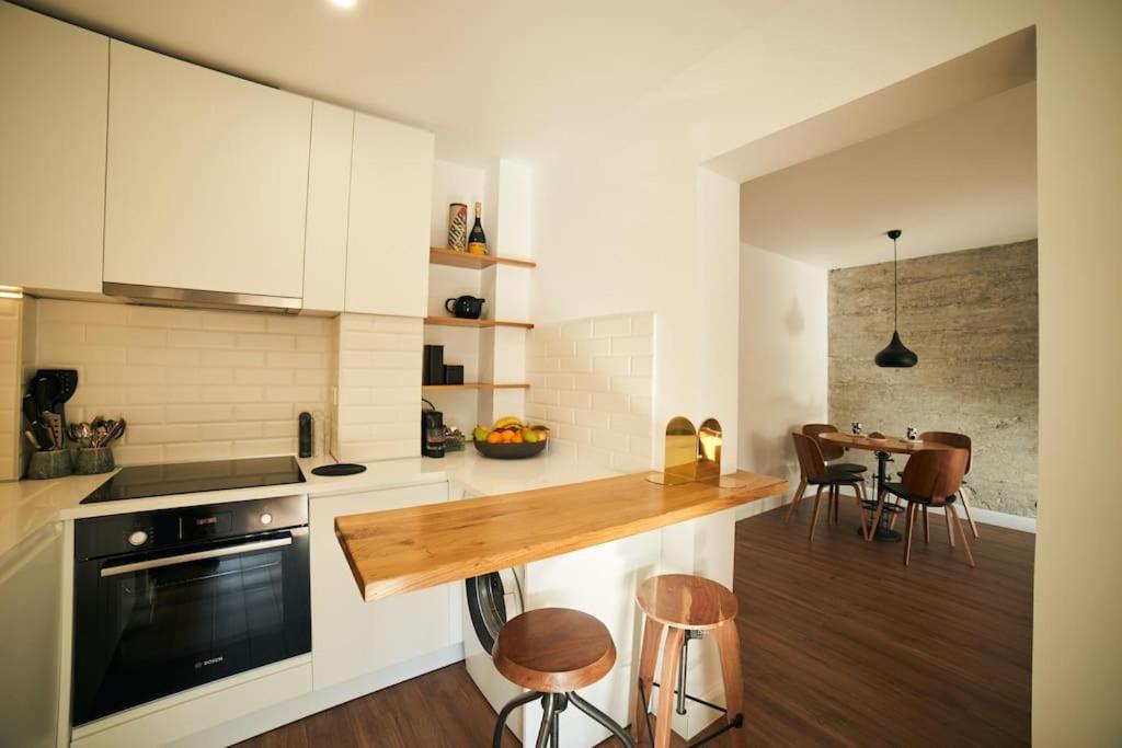 Ultracentral Two Rooms Apartment In Бухарест Экстерьер фото